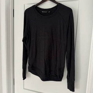 Athleta Women’s Black Sweatshirt Size Medium